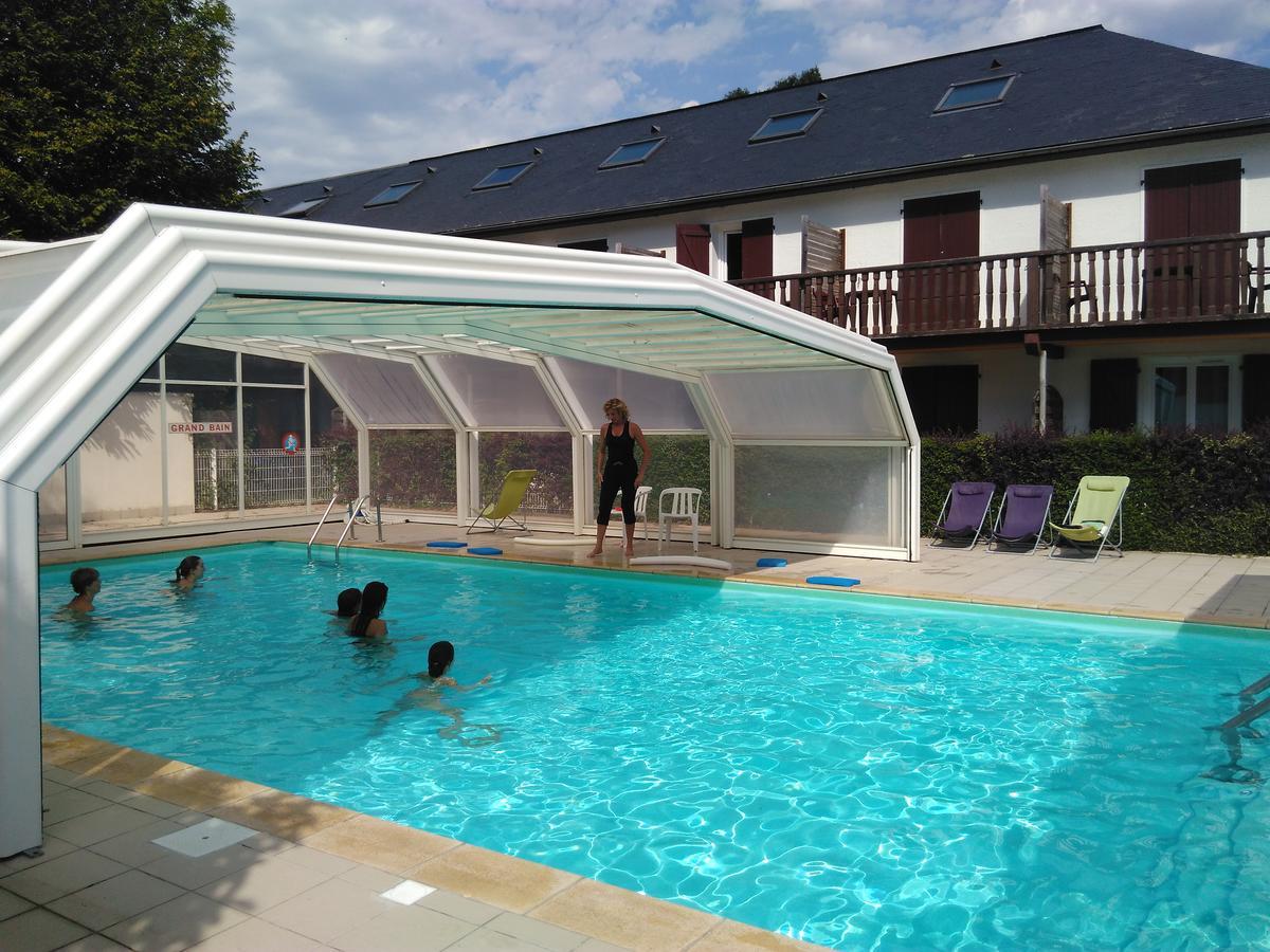 Auberge De La Vallee D'Ossau Izest 外观 照片