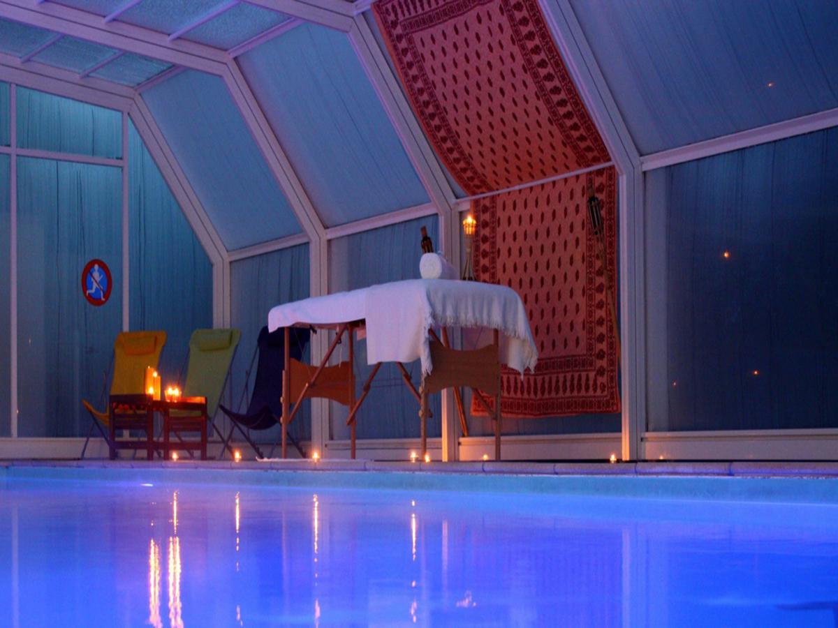 Auberge De La Vallee D'Ossau Izest 外观 照片